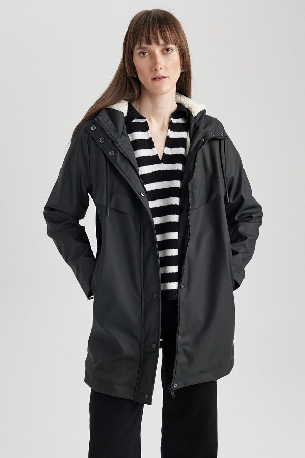 Faux fur lined raincoat outlet