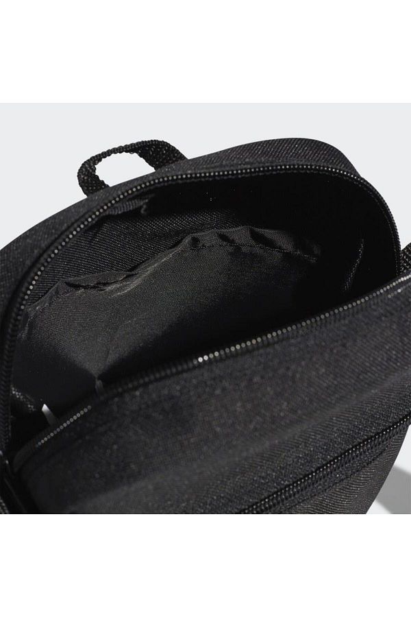 Linear core organizer bag store