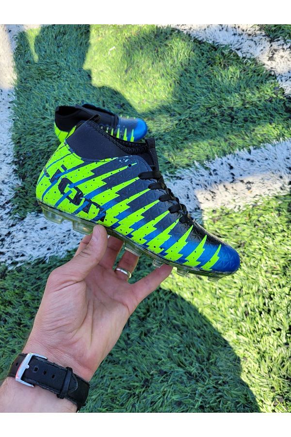 Synthetic grass shoes shop