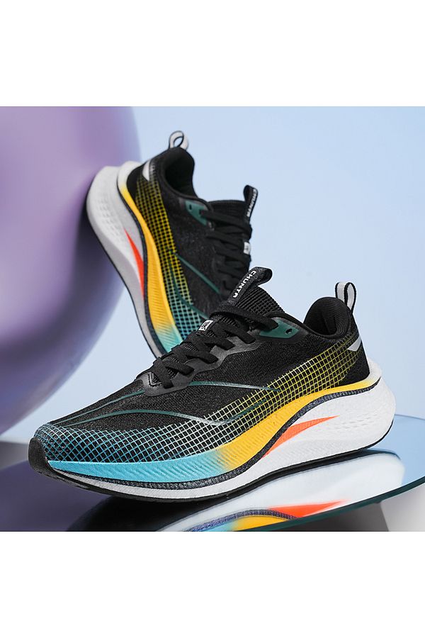 New model running shoes hotsell