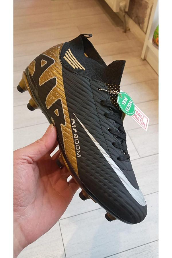 New season football boots 2025