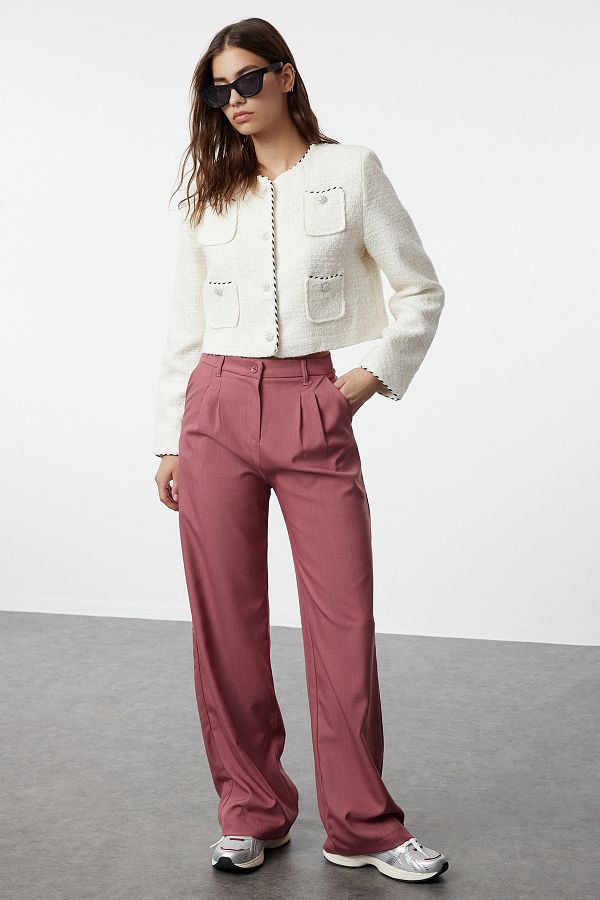Trendyol Collection-Dusty Rose Stoffhose mit weitem Bein und Falten – TWOAW22PL0475 1