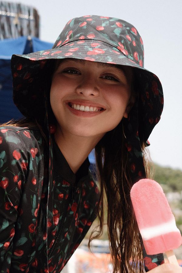 Manuka-Kirsche gebundene BUCKET HAT 1