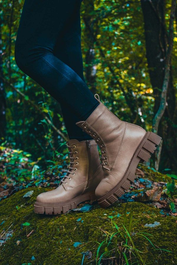Fast lace boots sales