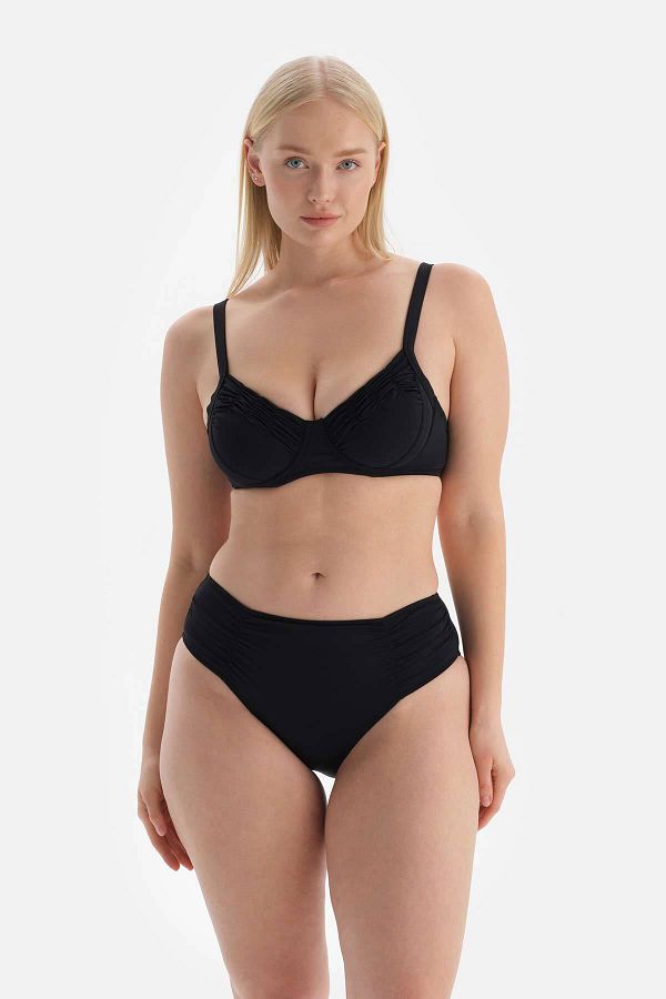Tight bikini tops hotsell