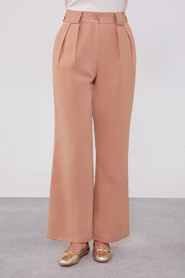 Levidor-Double Pleated Camel Fabric Trousers 1
