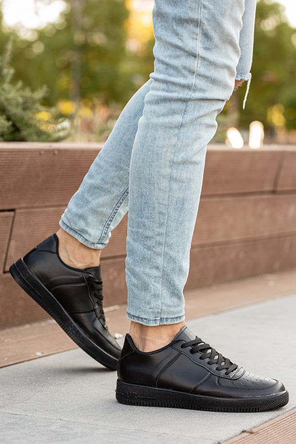 Running shoes with thick soles sale