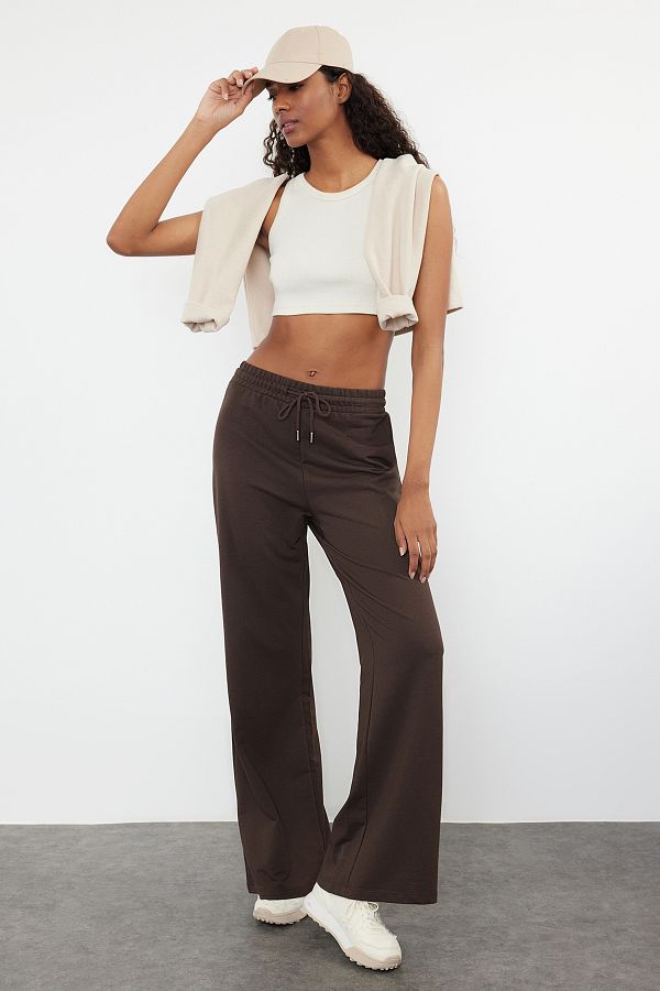 Trendyol Collection WidE LEg and Thin KnittEd Sports SwEAtPants BittEr Brown Cotton TWOAW22EA0053 Trendyol