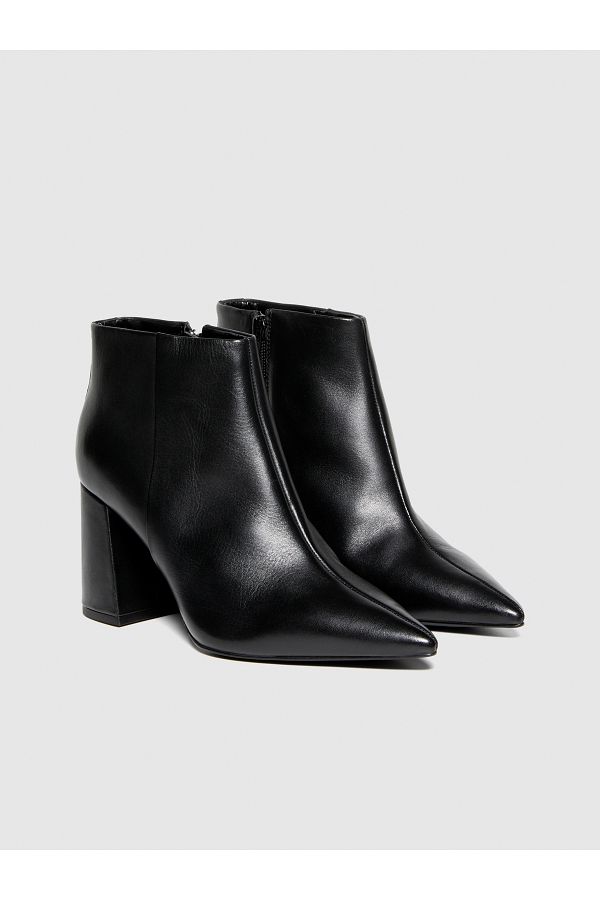 Sisley Black Leather Women s Ankle Boots Trendyol