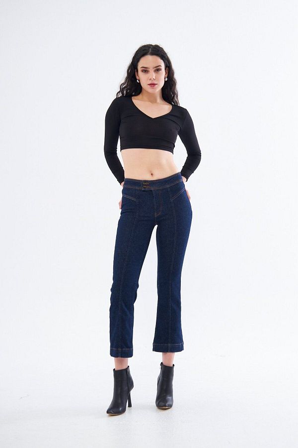 Short flare pants discount