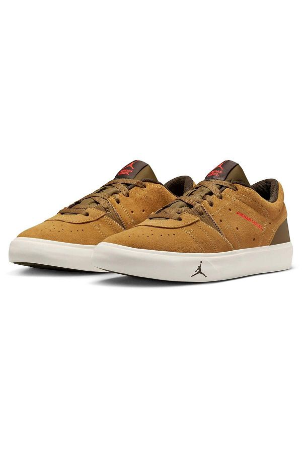 Nike suede sneakers mens best sale