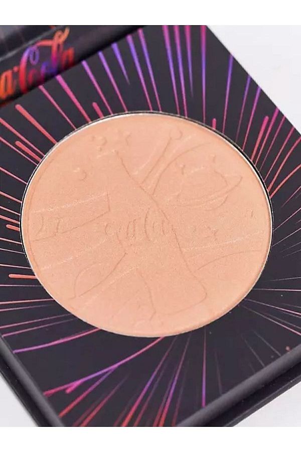 Revolution-X Coca Cola Starlight Highlighter Illuminator Vegan 1
