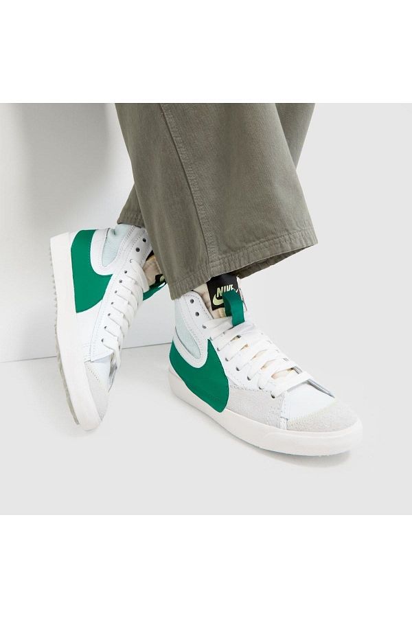 Nike blazer mid 77 green top