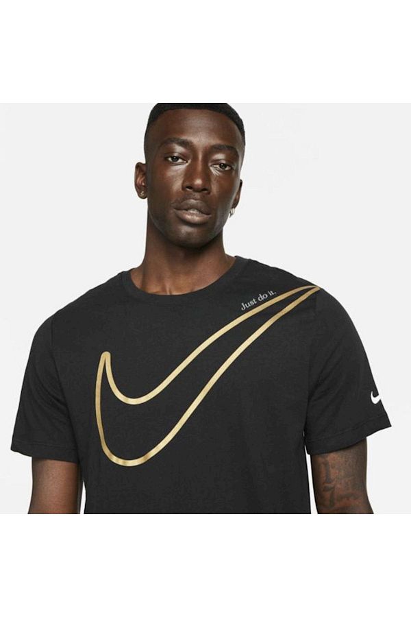 Nike Men s Just Do It Swoosh Cotton T shirt Sportswear Trendyol
