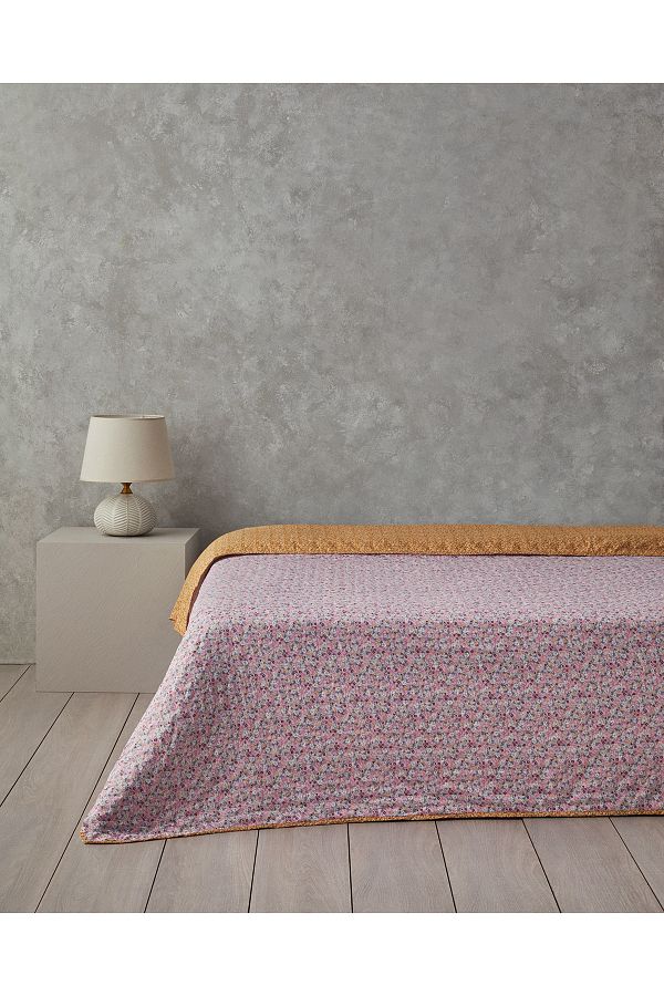 English Home-Pink Chamomile Cluster - Double and Multi-Purpose Cover 1