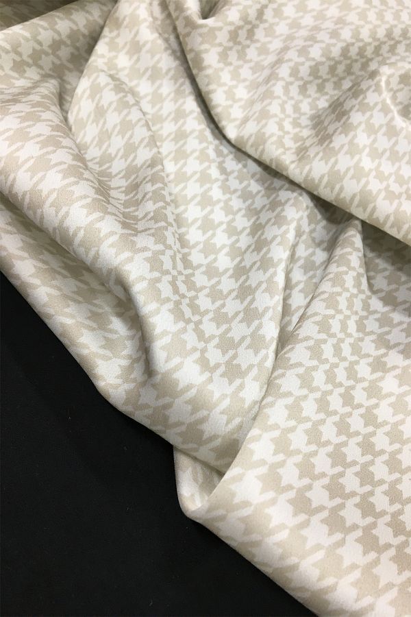 Yiğit Kumaş-Soft Satin Patterned Thin Draped Fabric 1