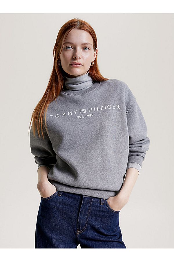 Tommy Hilfiger Logo Crew Neck Sweatshirt Trendyol