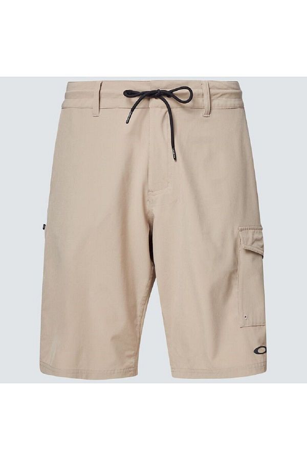 Oakley hybrid cargo shorts online