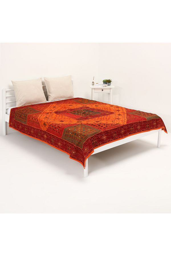 TUNCAY TEKSTİL-Patchwork Indian - Handwork Bed Frame with Mirror and Forty Patches 1