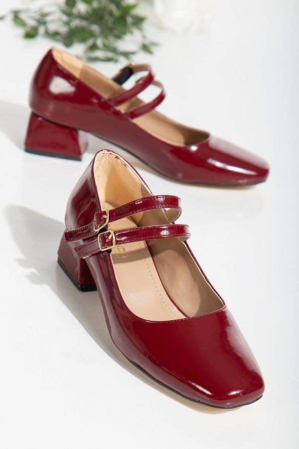 Ladies red patent leather shoes hotsell