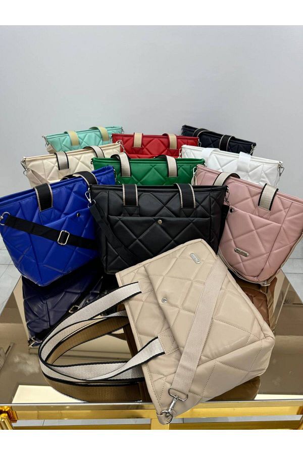 B G DAYS Diamond Patterned Women s Hand and Shoulder Bag with Extra Pocket Detail Trendyol