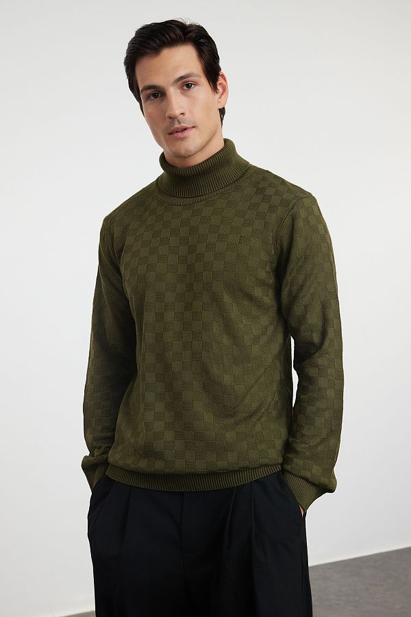 Trendyol Collection-Khakifarbener Slim-Rollkragenpullover – kariert/kariert TMNAW20VK0004 1