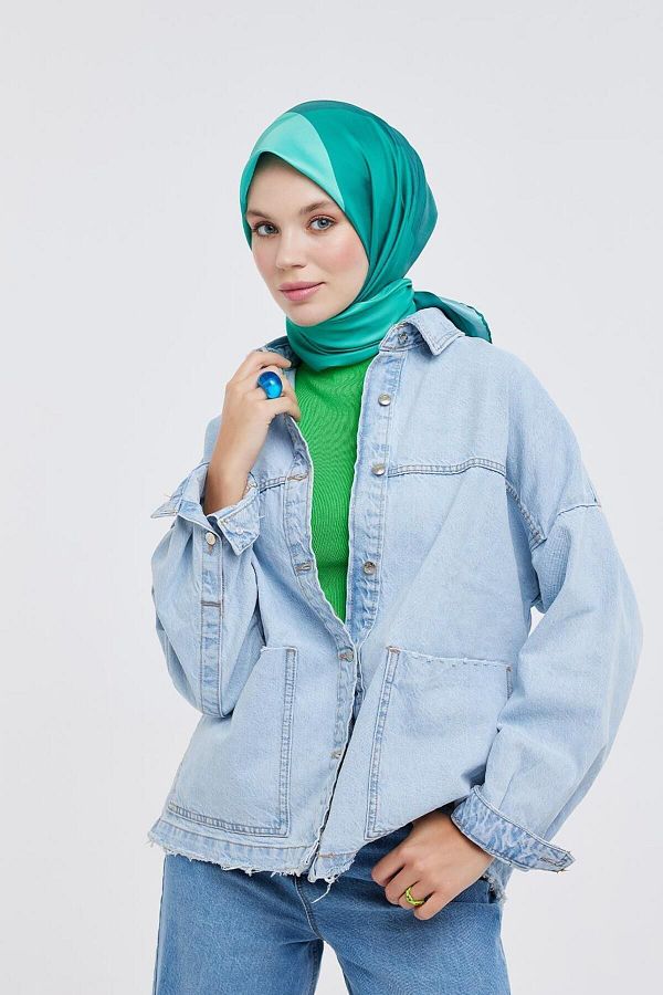Qef-Emerald Green Gradient Scarf 1