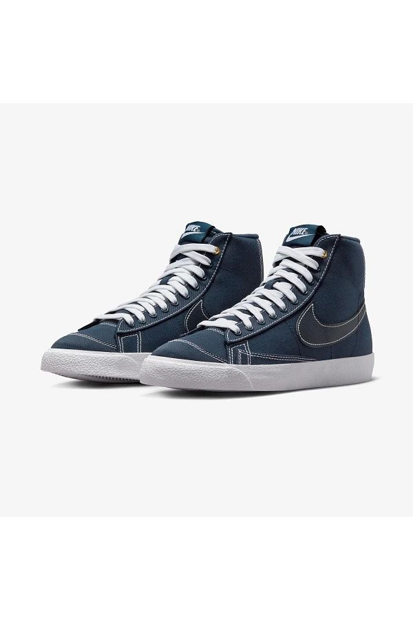Navy blue nike blazers shop