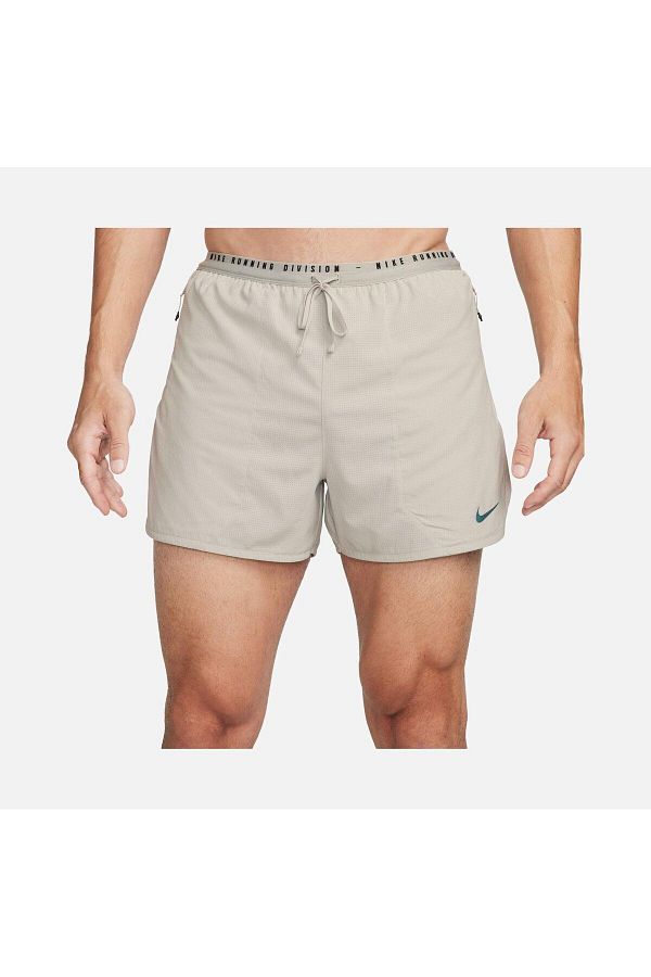 Nike Sports Shorts Beige Normal waist Trendyol
