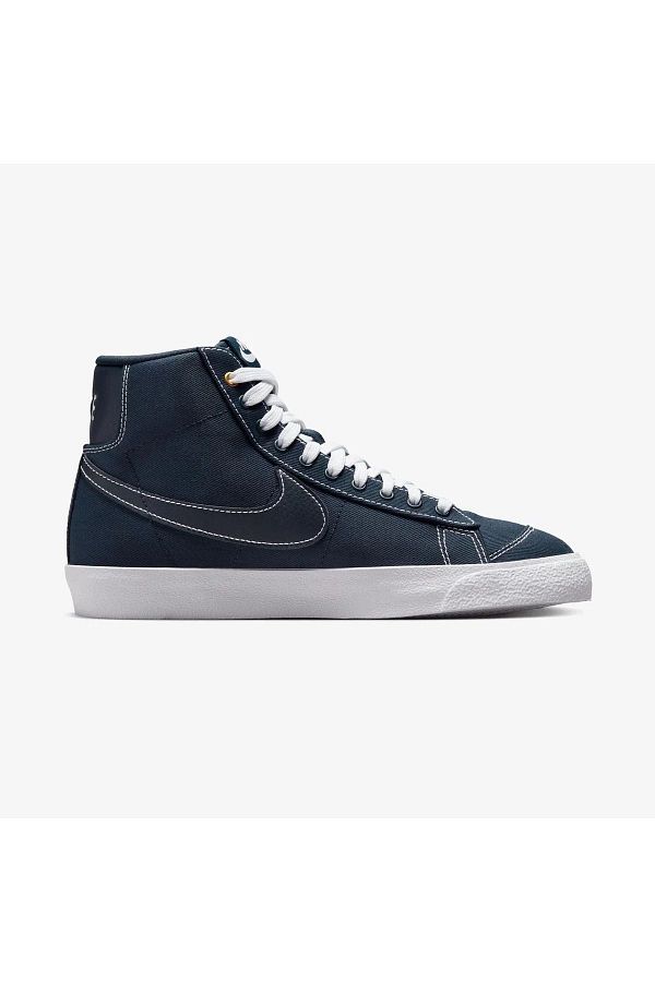 Navy blue nike blazers outlet