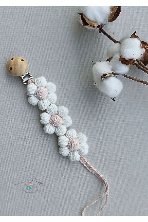 Masal Örgü Dünyası-Puf Papatyam Pacifier Strap/ Chain New Collection from Natural Strings 1