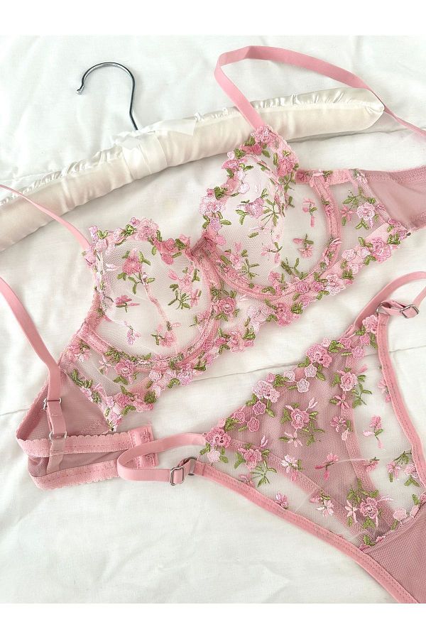 Feruzdesign-Pink Robin Bralet Set 1