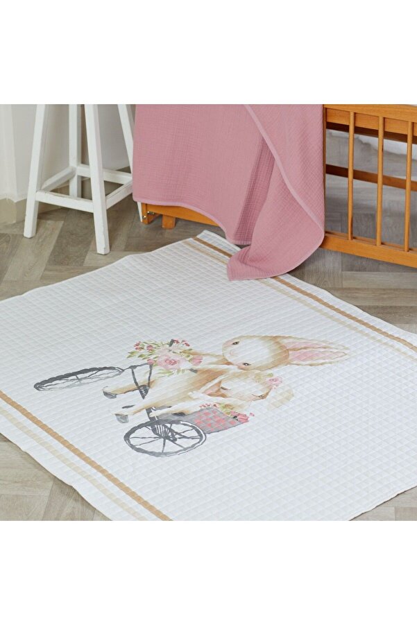 arbababy %100 Organik Pamuk Çocuk Oyun Matı - Bisikletli Tavşan Temalı - 120 X 150 Cm