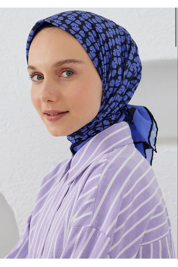 Emproyal-وشاح نسائي مقاوم للانزلاق بنمط البرسيم 1