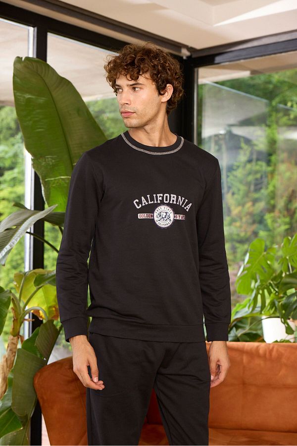 Fitted sweatsuit store