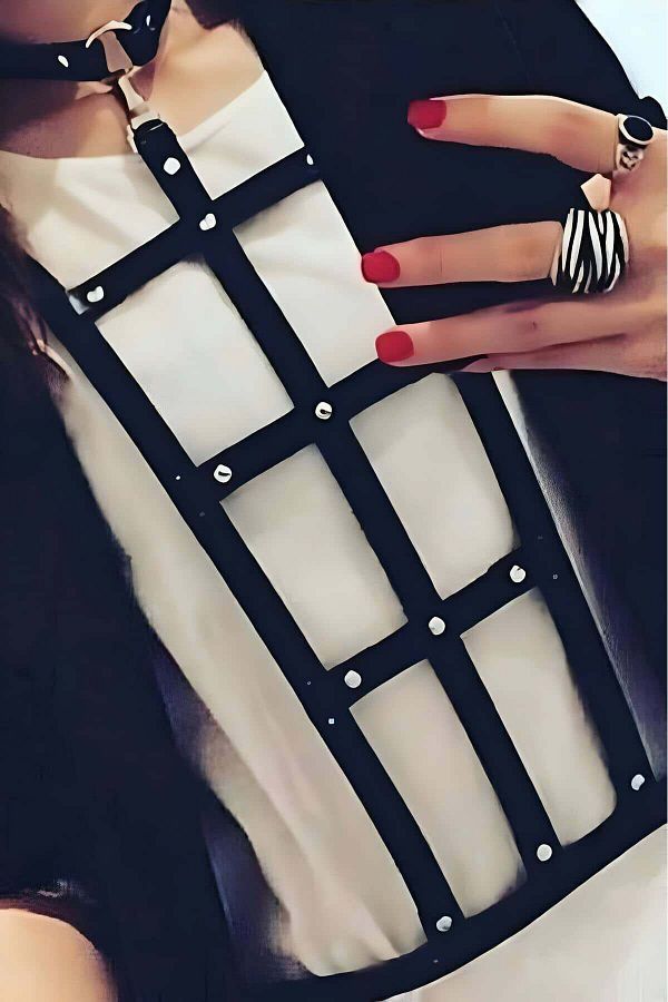 SHIY-Stylish Leather Harness with Rectangular Detail - Apft4 1