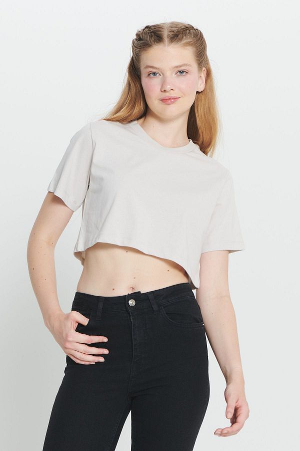 AC&Co / Altınyıldız Classics-Stone Colored Women's Crop T-Shirt - 100% Cotton, Crew Neck, Standard Fit 1