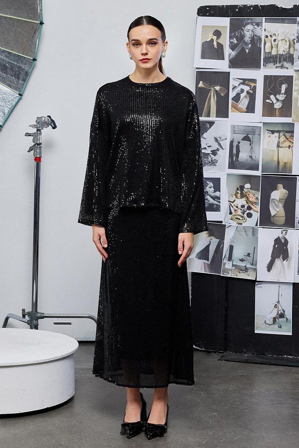 Embroidered sequin pencil skirt on sale