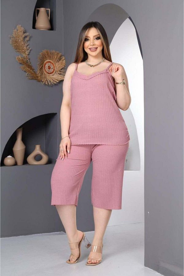 Freeista Plus Size Capri and Pajama Set Trendyol