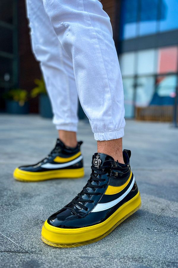 Yellow patent leather boots 2025