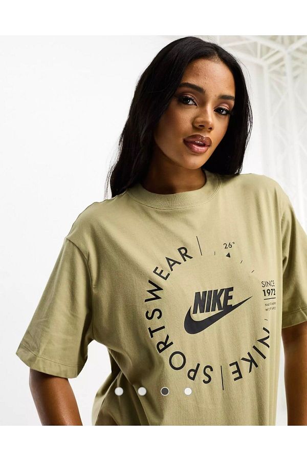 Cream nike t shirt online