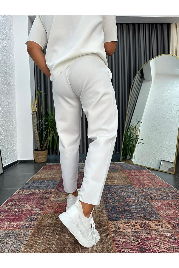 Boyfriend cut sweatpants online