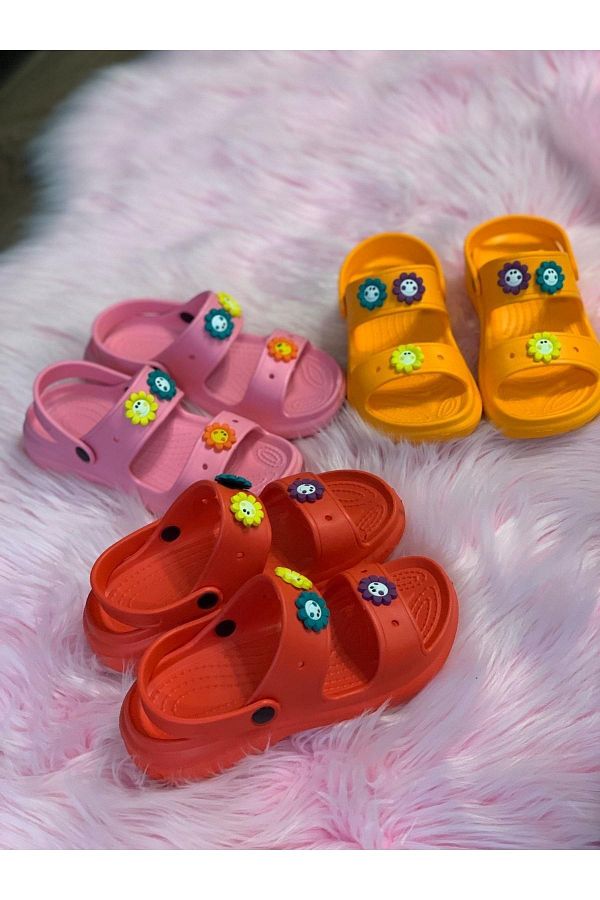 Mia plastic sandals store