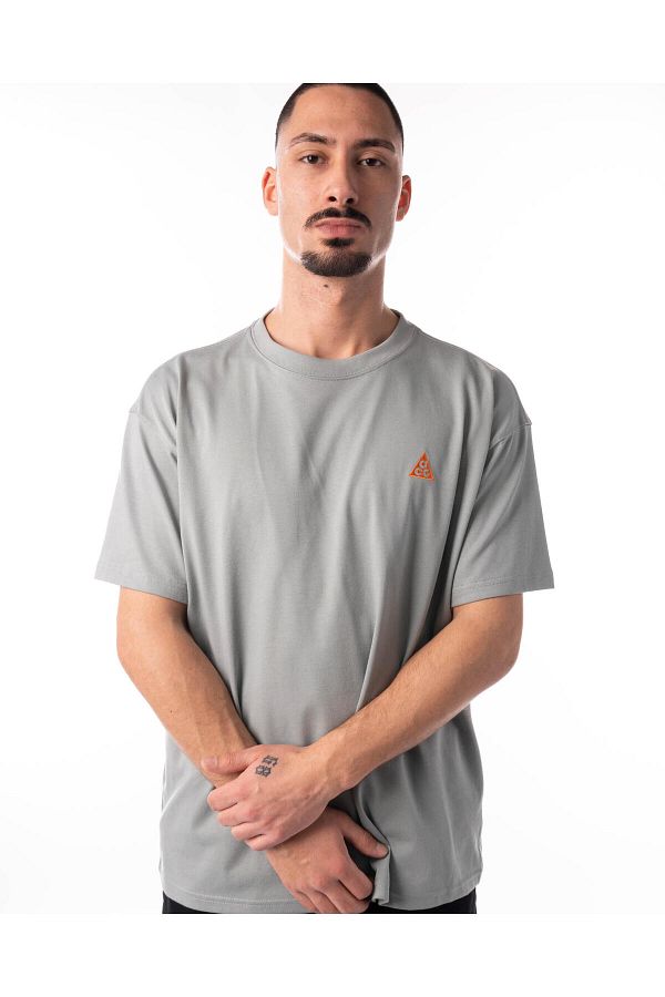Mica green nike shirt sales