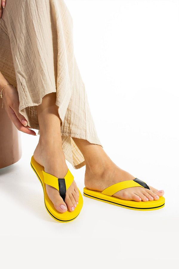 Bermody-Perla Women - Comfortable Flip Flops with Yellow Fabric, Flip Flops, Basic Model Pool and Beach Slippers 1