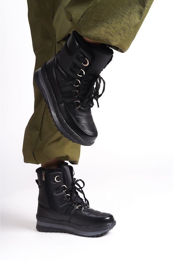 Capone Outfitters Thick Furry Zippered Lace Up Women s Boots Trendyol