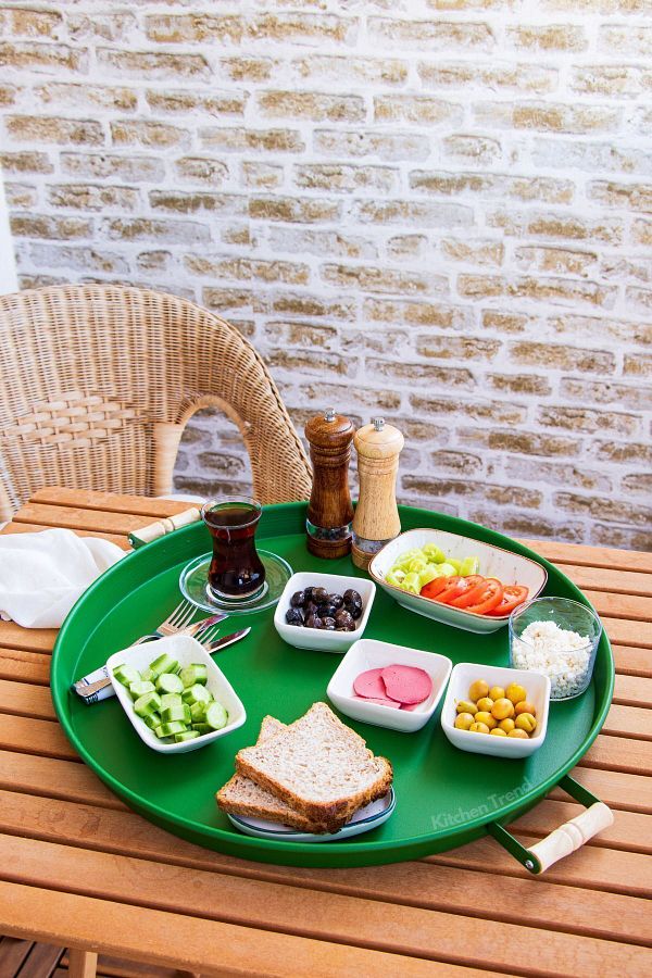 kitchen trend-51 Cm Metal Round Green Tray with Wooden Handles Presentation Tray, Breakfast Tray 1