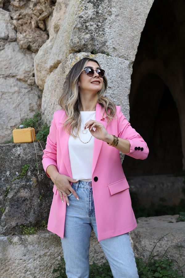 Light pink boyfriend blazer top