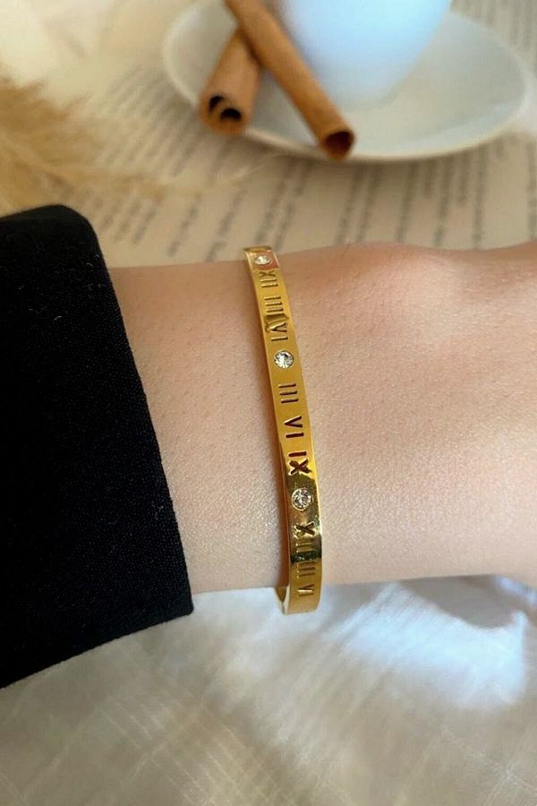 Rabi Aksesuar Stoned Cartier Gold Color Roman Numeral Handcuff Bracelet 316l Stainless Steel Trendyol