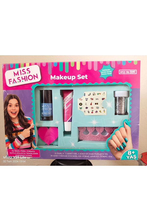 populeroyuncak-Miss Fashion Makeup Makeup Beauty Kit Water Easy Cleaning Nail Care Kit Nail Art 1